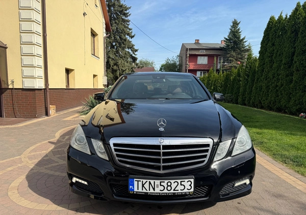 Mercedes-Benz Klasa E cena 43500 przebieg: 302637, rok produkcji 2009 z Wiązów małe 742